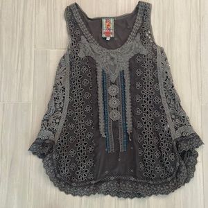 Women’s’ beautiful tank/tunic style top